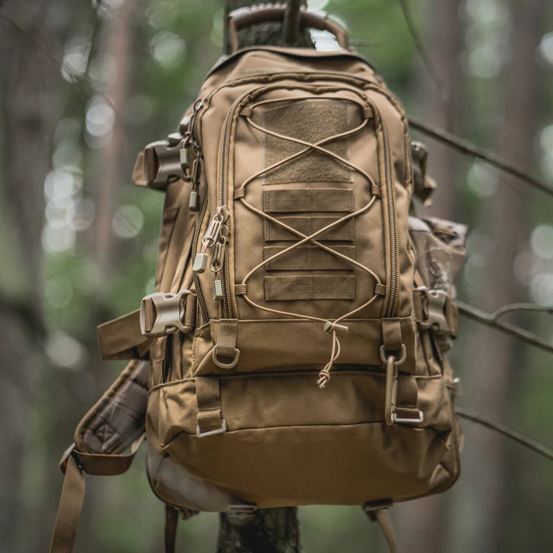 LQARMY 65L Outdoor Tactical Backpack Men's Outdoor Hiking Bag Large Capacity Military Army Bags Travelling Camping Rucksack
