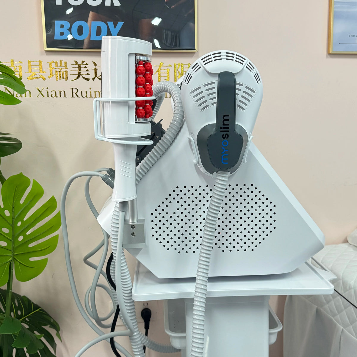 Myoslim 360 Degree Vacuum Massage Roller For Body Slimming