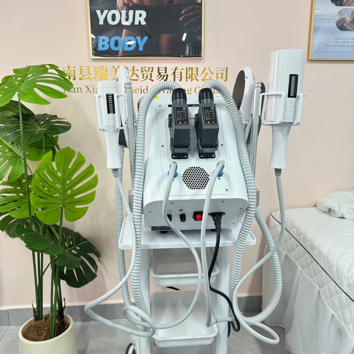 Myoslim 360 Degree Vacuum Massage Roller For Body Slimming